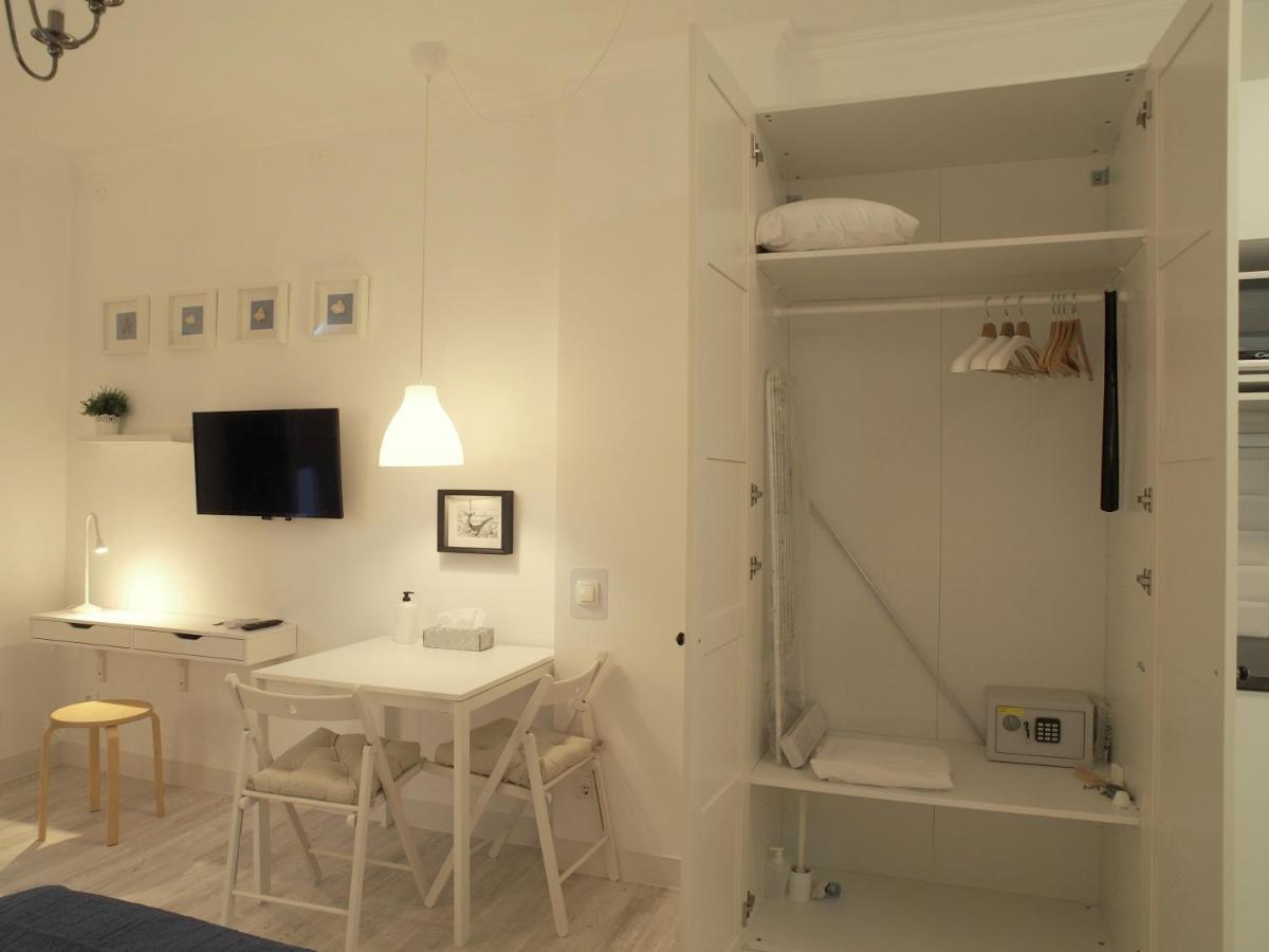 Apartmaji Diversorio Izola Exterior foto